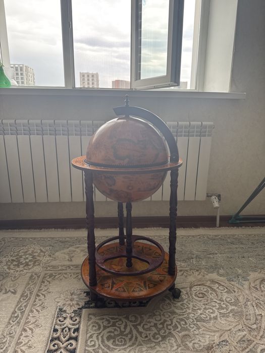 Продам глобус бар.