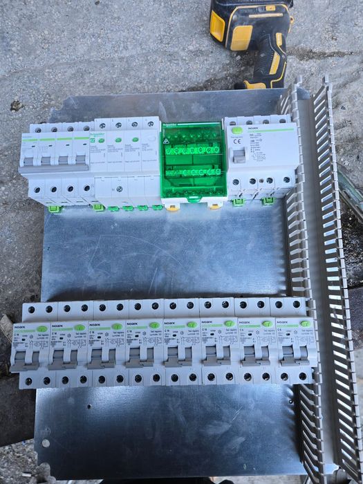 Electrician experienta