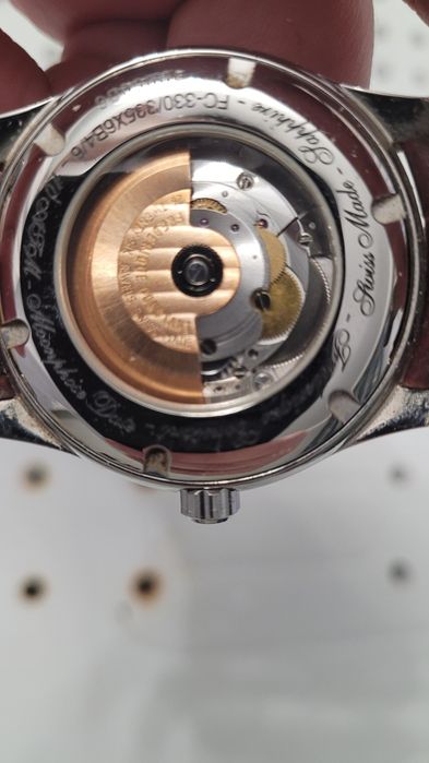 Продам часы швейцарские