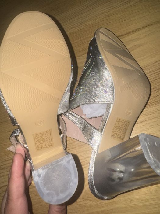 Обувь по 2000 тыс в отличном состоянии