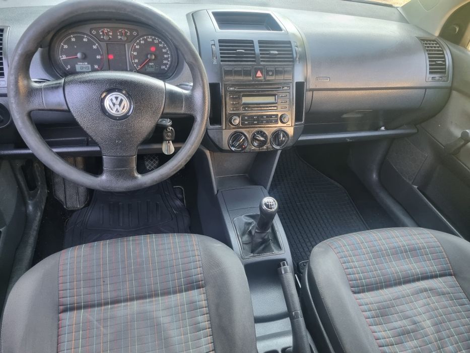 VW  POLO 1.2 an 2008,,Aer condiționat