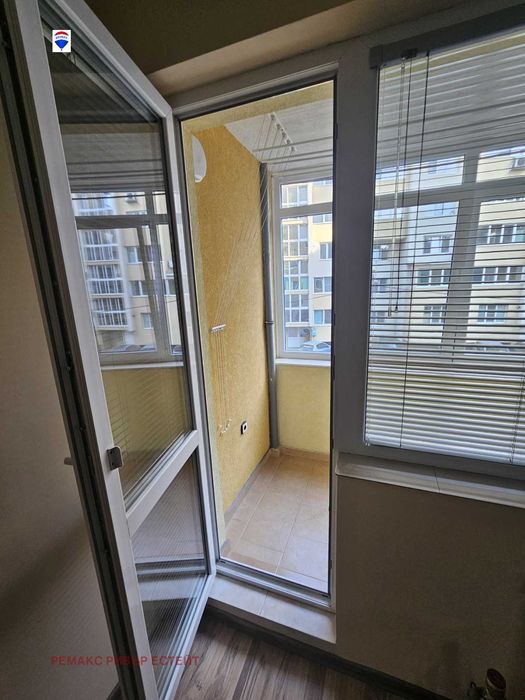 Тристаен апартамент за продажба кв. Родина 1