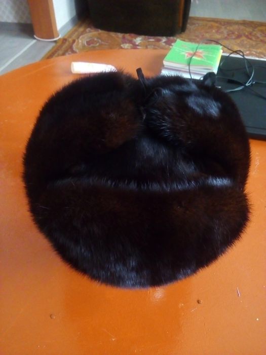 Продам шапку ушанку норка