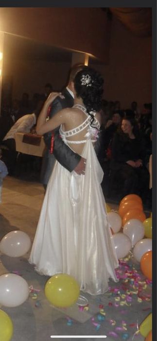 РАЗПРОДАЖБА на Официални рокли