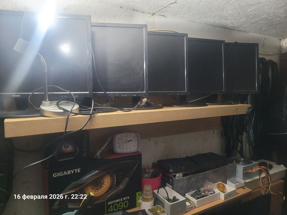 Мониторы  для камеры для компьютера