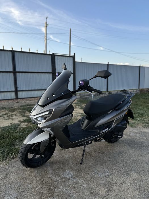 скутер макси 180куб