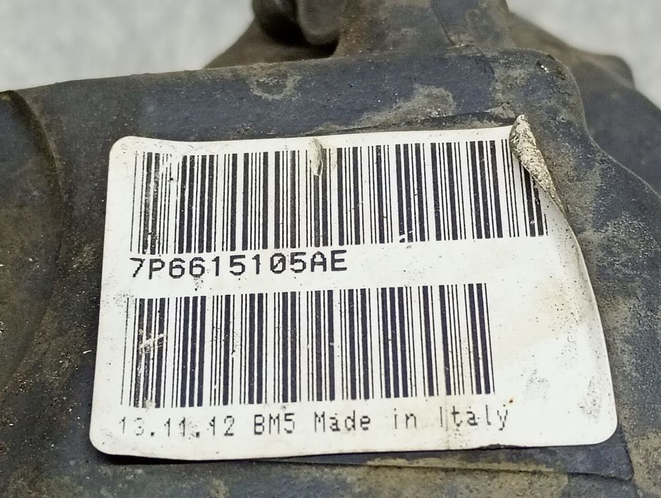 Etrier stanga fata 7P6615105Ae Volkswagen Touareg 2 (7P) (2010 - 2014)