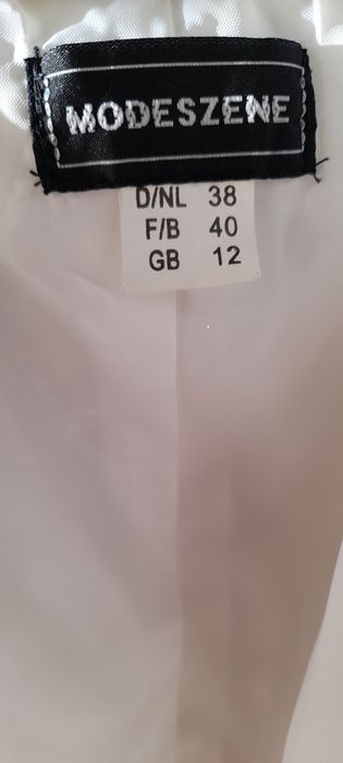 Costum /Compleu alb  2 piese Modeszene