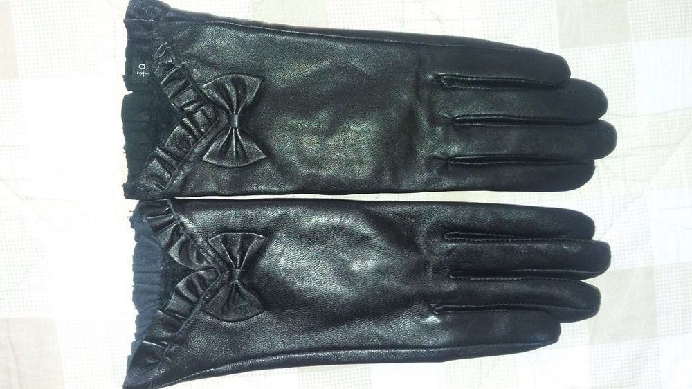 Кожанные перчатки
