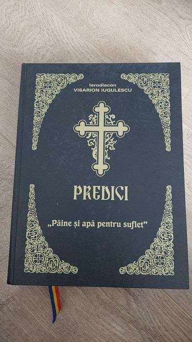 Vand carti Bisericesti.