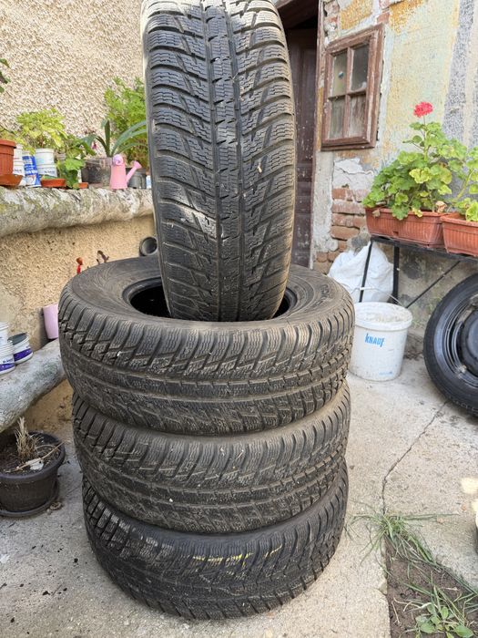 Зимни гуми 265/65r17