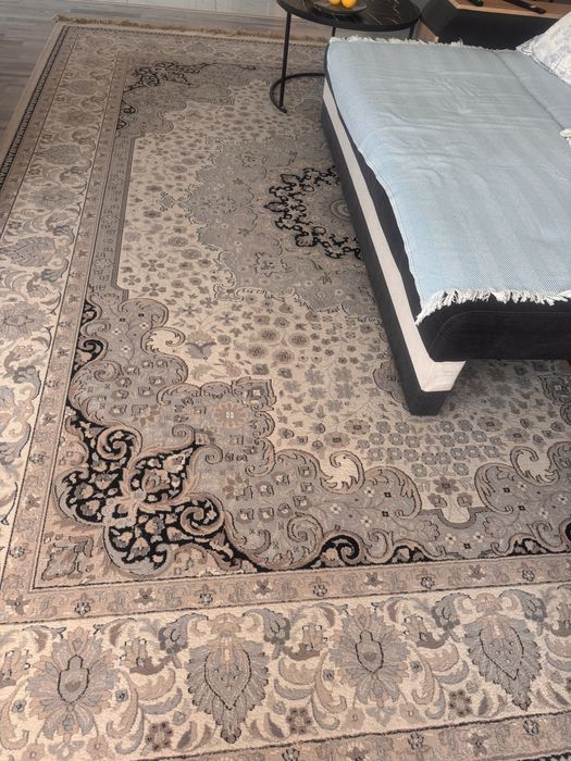 Продам ковер шелковый 3 х 4 метра