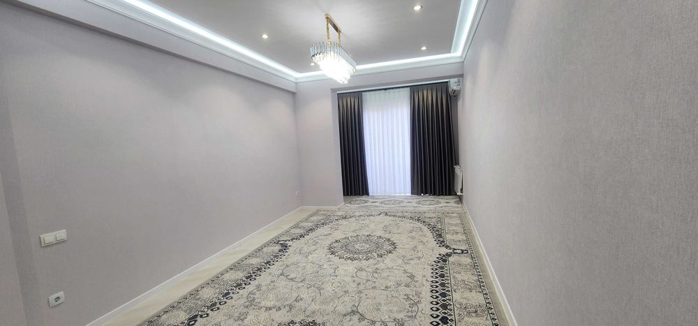 kvartira Xumsonbuloq sanatoriya oldida, 8 qavat dom 4 etajda