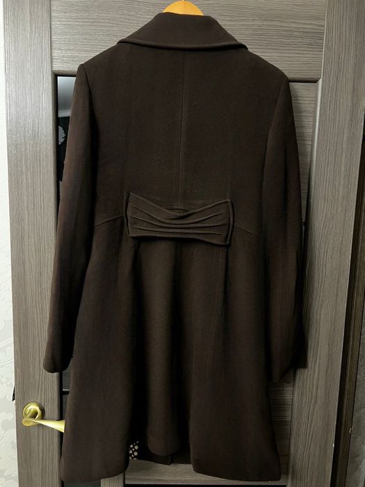 Продам демисезонное пальто