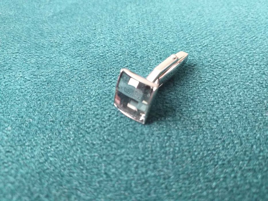 Butoni swarovski + butoni clasici! 350 lei