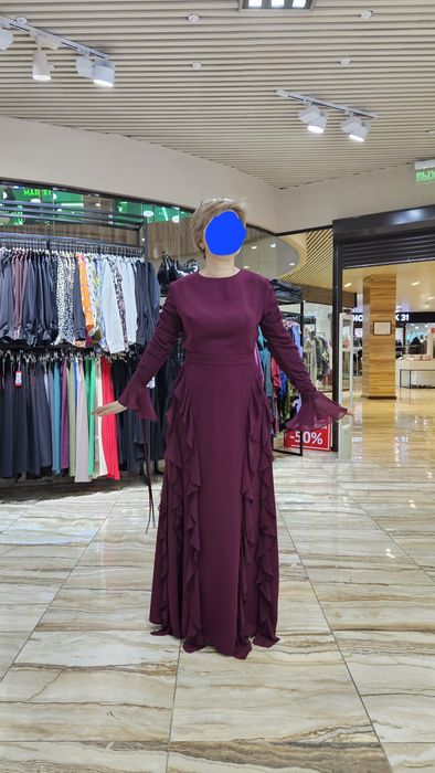 Продам платье на праздник