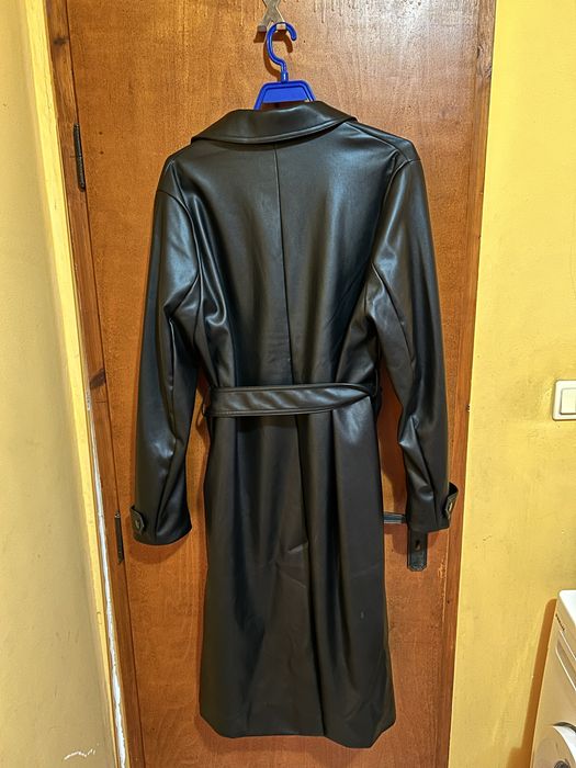 Кожено манто.