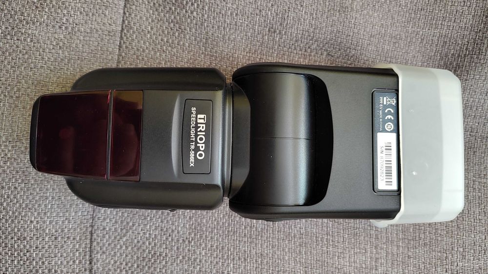 Светкавица за DSLR фотоапарати