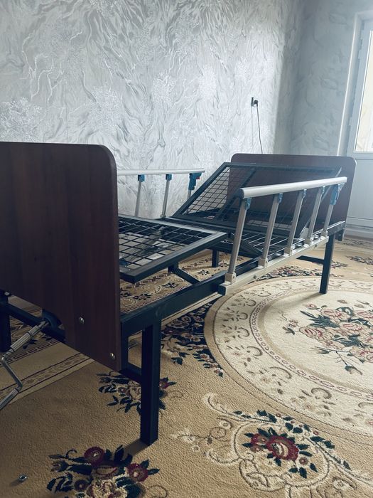 Медицинский кровать