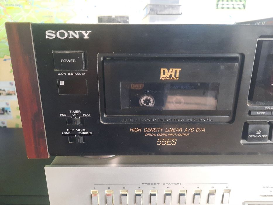 Vand  DAT  Sony 55 ES