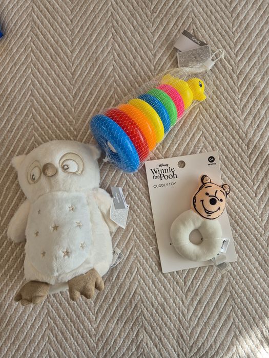 Лот бебешки играчки , нови от sinsay