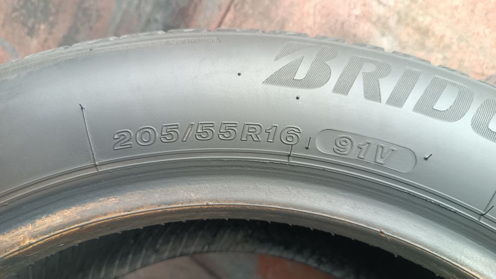 205/55/16 Bridgestone