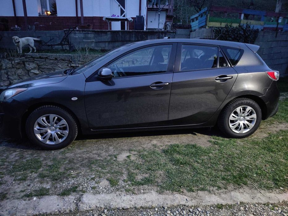 Mazda 3 – 1.6 Benzină – 2011 – 176.000 km – Dotată + 2 seturi anvelope