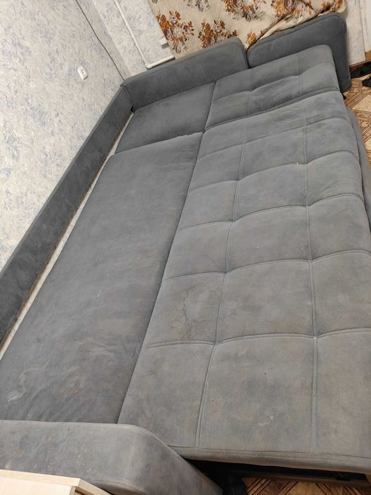 Диван для гостиной