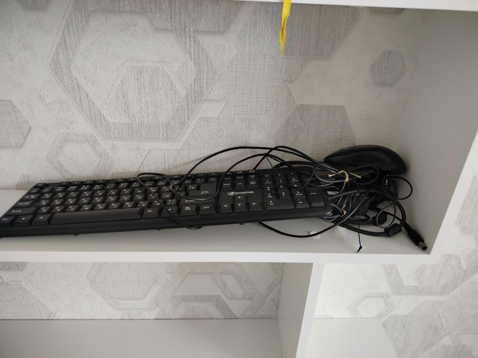 Продаётся компьютер.