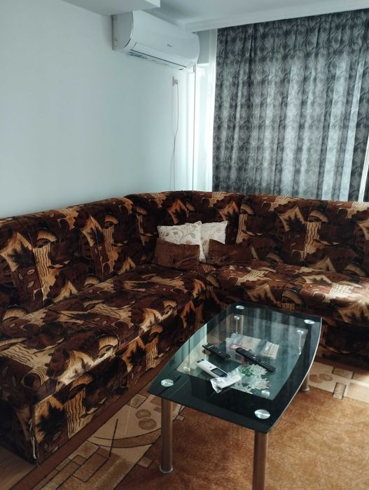 Ъглов диван с функция за сън