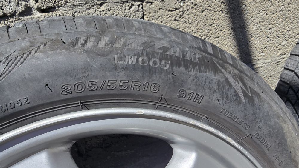 Гуми Bridgestone 16"