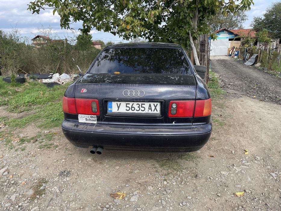 Продавам Ауди А8 Д2