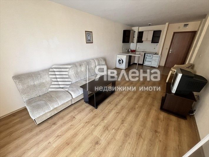 Продава се Двустаен апартамент в к.к. Слънчев бряг - 72 кв.м за 980 €/кв.м - Снимка #6