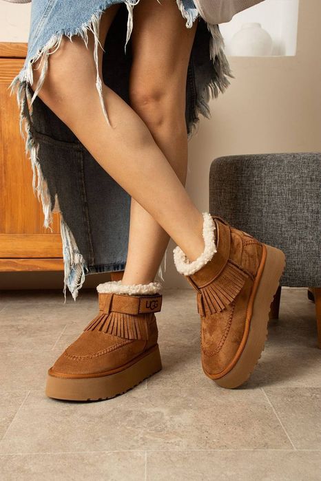 Ugg-uri diferite modele