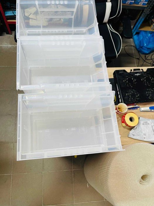 Set Cutii plastic depozitare scule AkroBin, 36x20x17 cm, set 12 buc