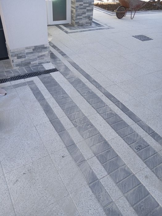 Montatori Pavaje cu o experiență de peste 15 ani în domeniu.