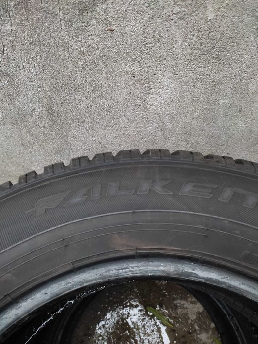Гуми 215/65/16 Фалкен