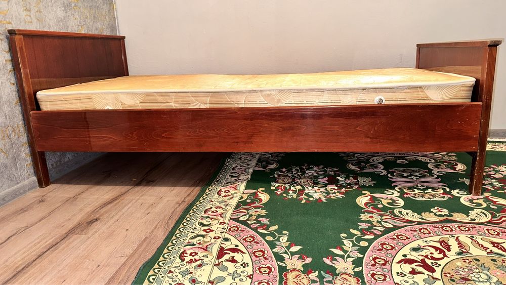 Кровать советская крепкая