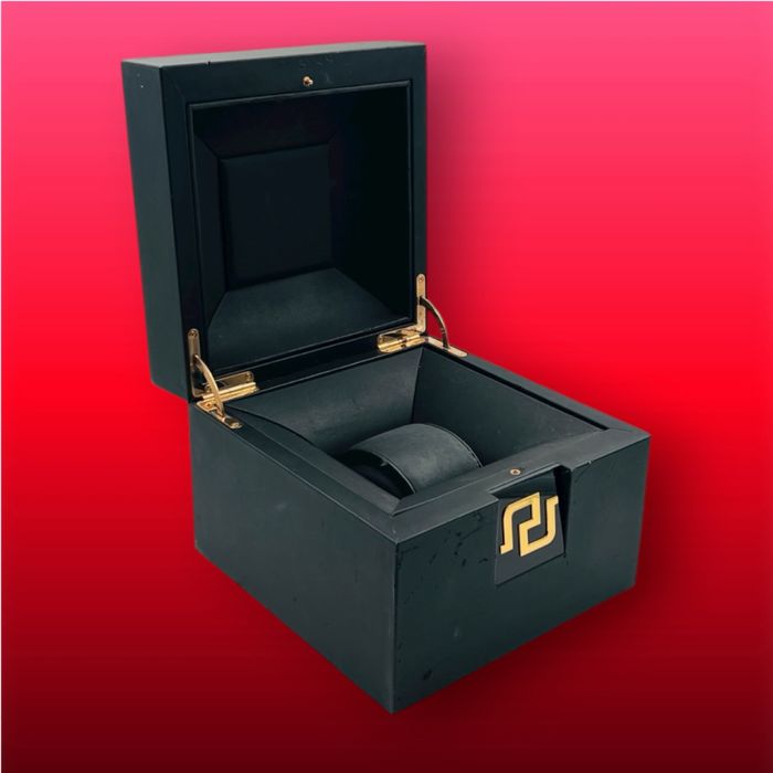 Roger Dubuis луксозна кутия за часовник