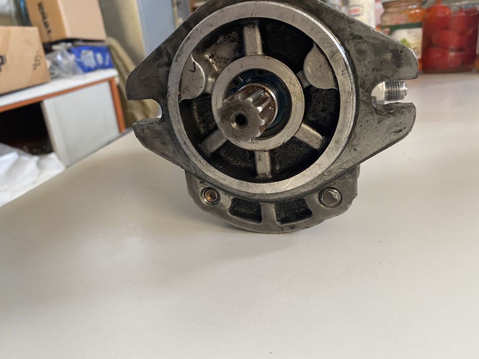 Pompa hidraulica miniexcavator Bobcat