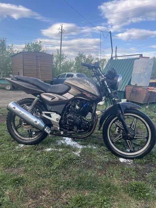 Продам racer magnum 200