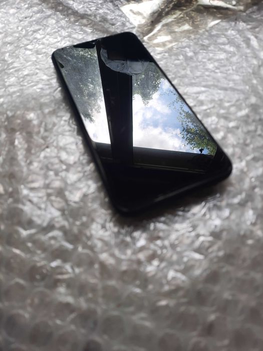 Samsung Galaxy А20е, c чудесна защита.