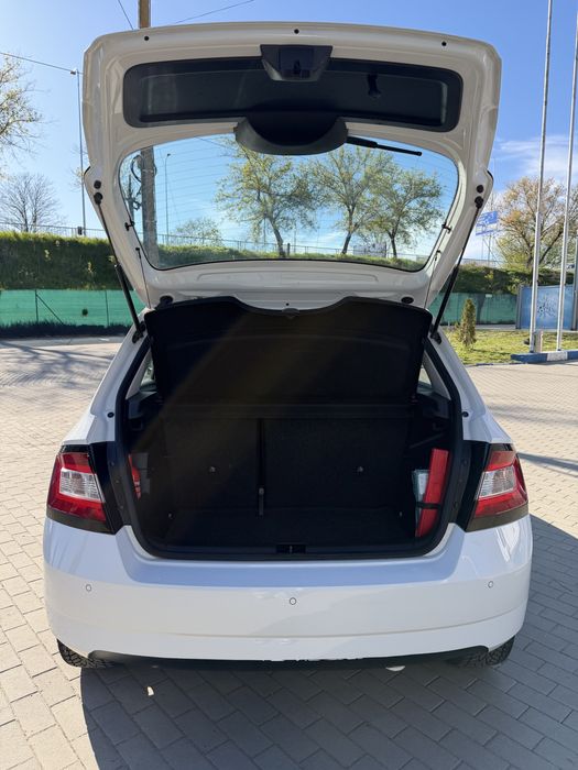 Skoda Fabia 1.4tdi 2016 Navi. Bluetooth.Front Assist. Euro 6.