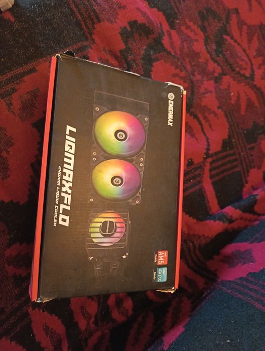 Vând cooler enermax