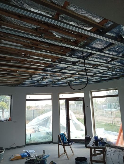 Servicii/construcții profesionale finisaje interioare