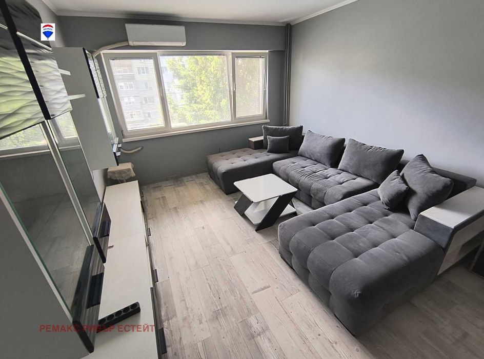 Продава се Двустаен апартамент в Русе, Възраждане - 59 кв.м за 1524 €/кв.м - Снимка #1