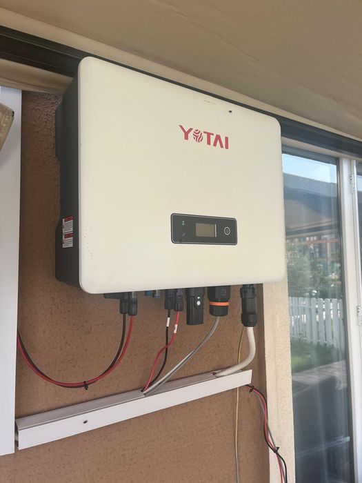 BATERII de stocare, montaj, fotovoltaice