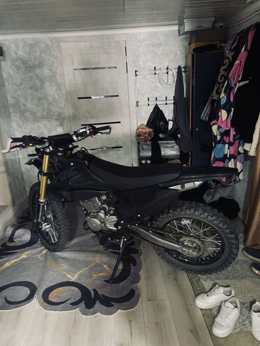 Продам мотоцикл besuda 300
