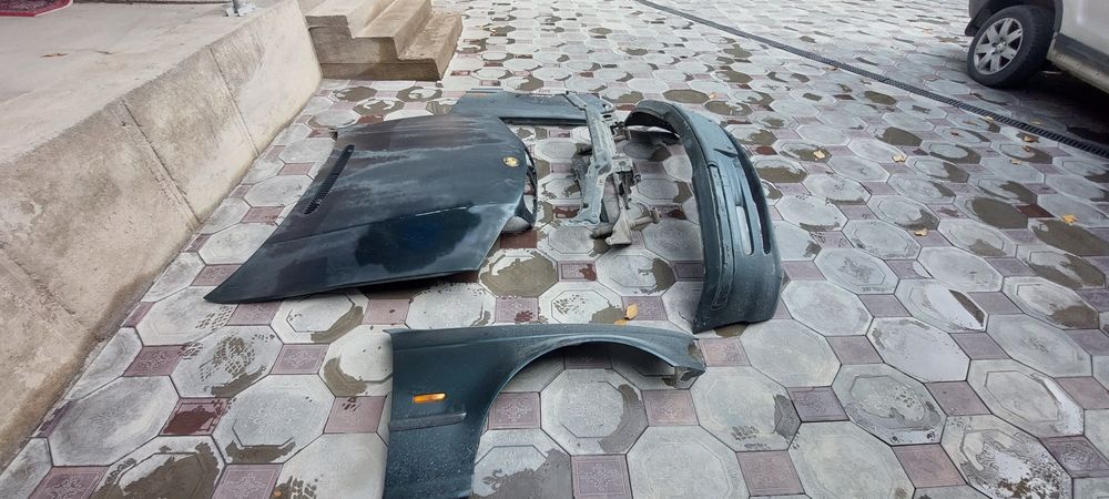 От БМВ 323 капот крыло бампер телевизор