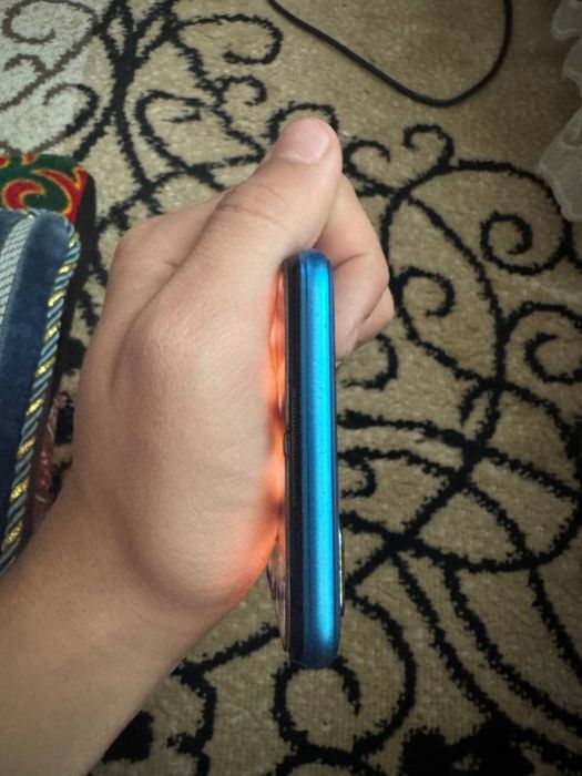 Телефон vivo y20 sotiladi